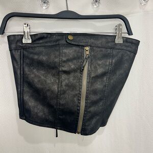 Black edikted leather top